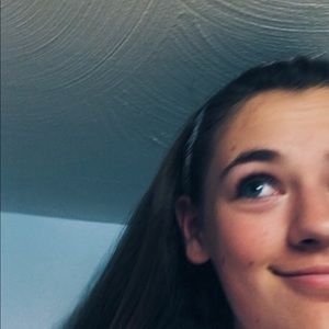 Meet your Posher, Kacie